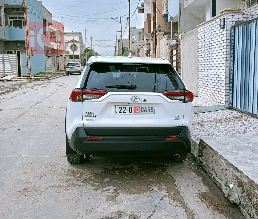 تويوتا راف 4